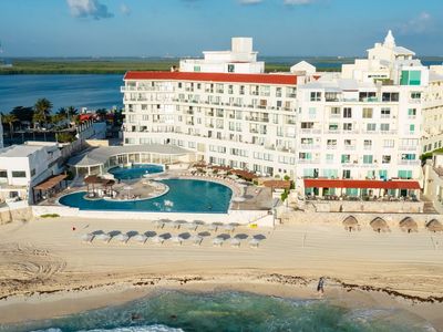 HOTEL FOR SALE CANCUN