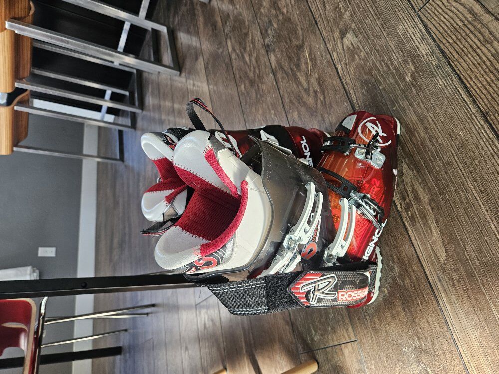 26.5 Rossignol Ski Boots