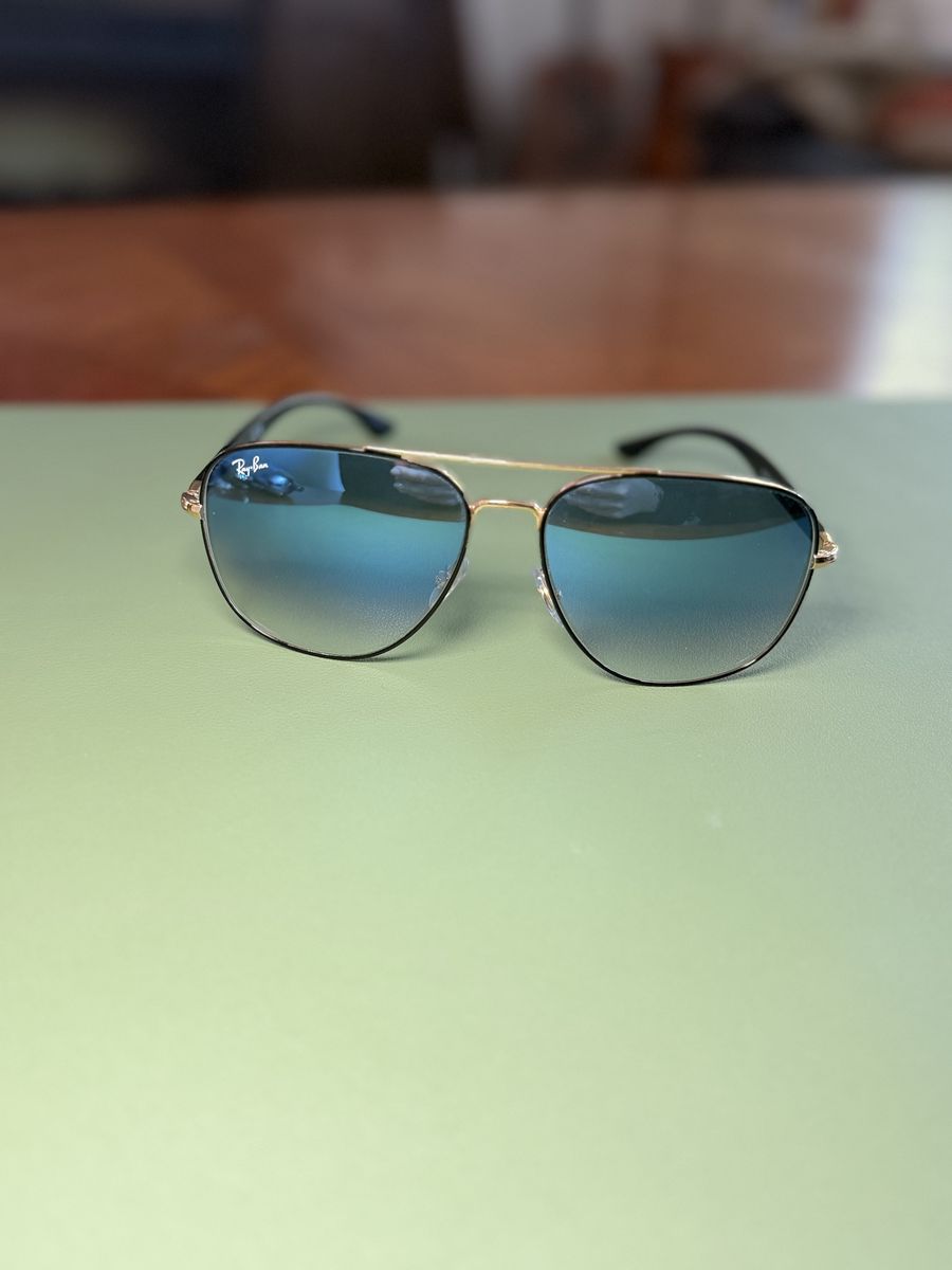 Ray-Ban