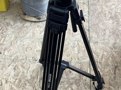 Camera video tripod