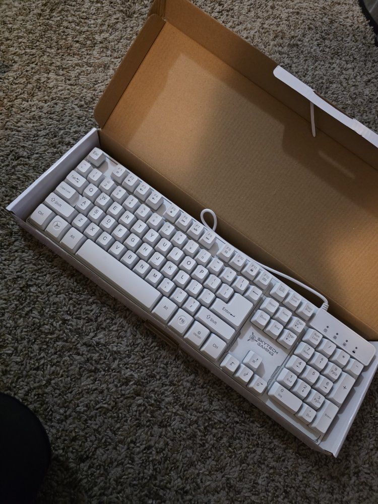 Skytech keyboard and mouse 