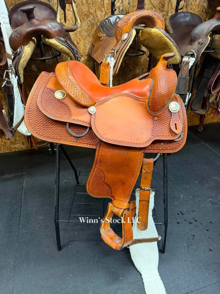 15" Crates - Reining saddle