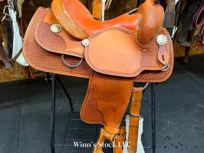 15" Crates - Reining saddle