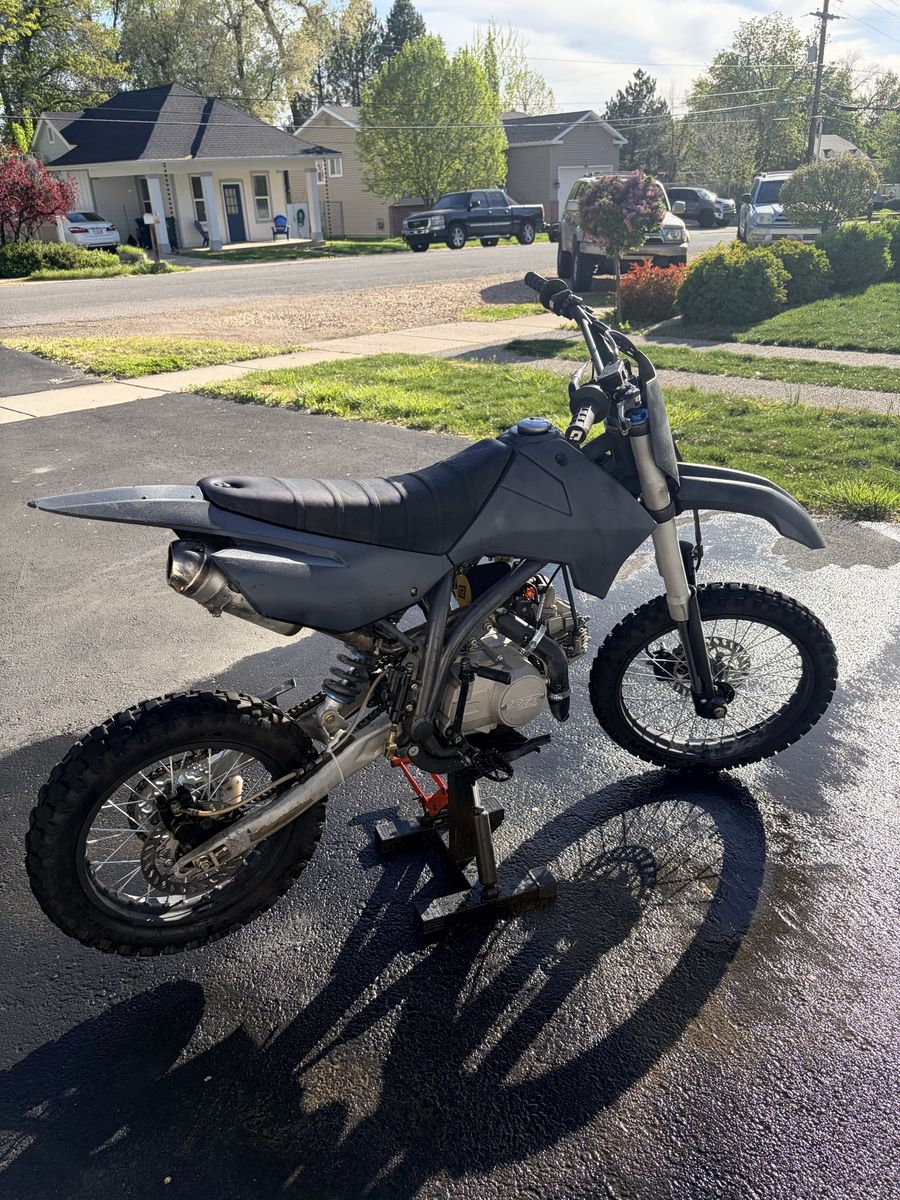 Apollo RFZ 2019 125cc dirtbike modded