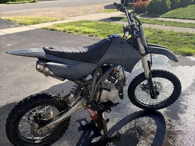 Apollo RFZ 2019 125cc dirtbike modded