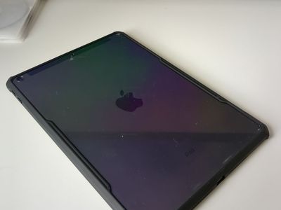 Apple iPad 10.2" 8th Gen WiFi/Cellular 32GB