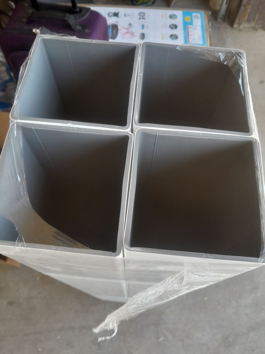 4 vinyl posts 3 feet tall - NEW
