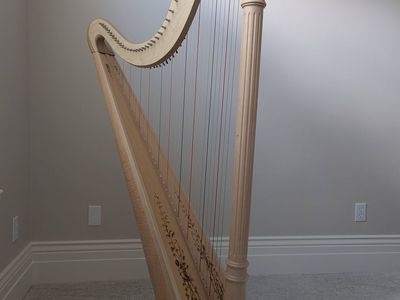 Lyon & Healy Prelude 40 Lever Harp