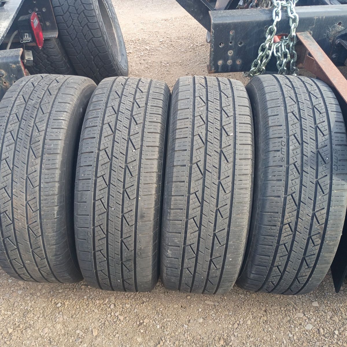 4  255/60R19 Continental CrossContact X25 90%