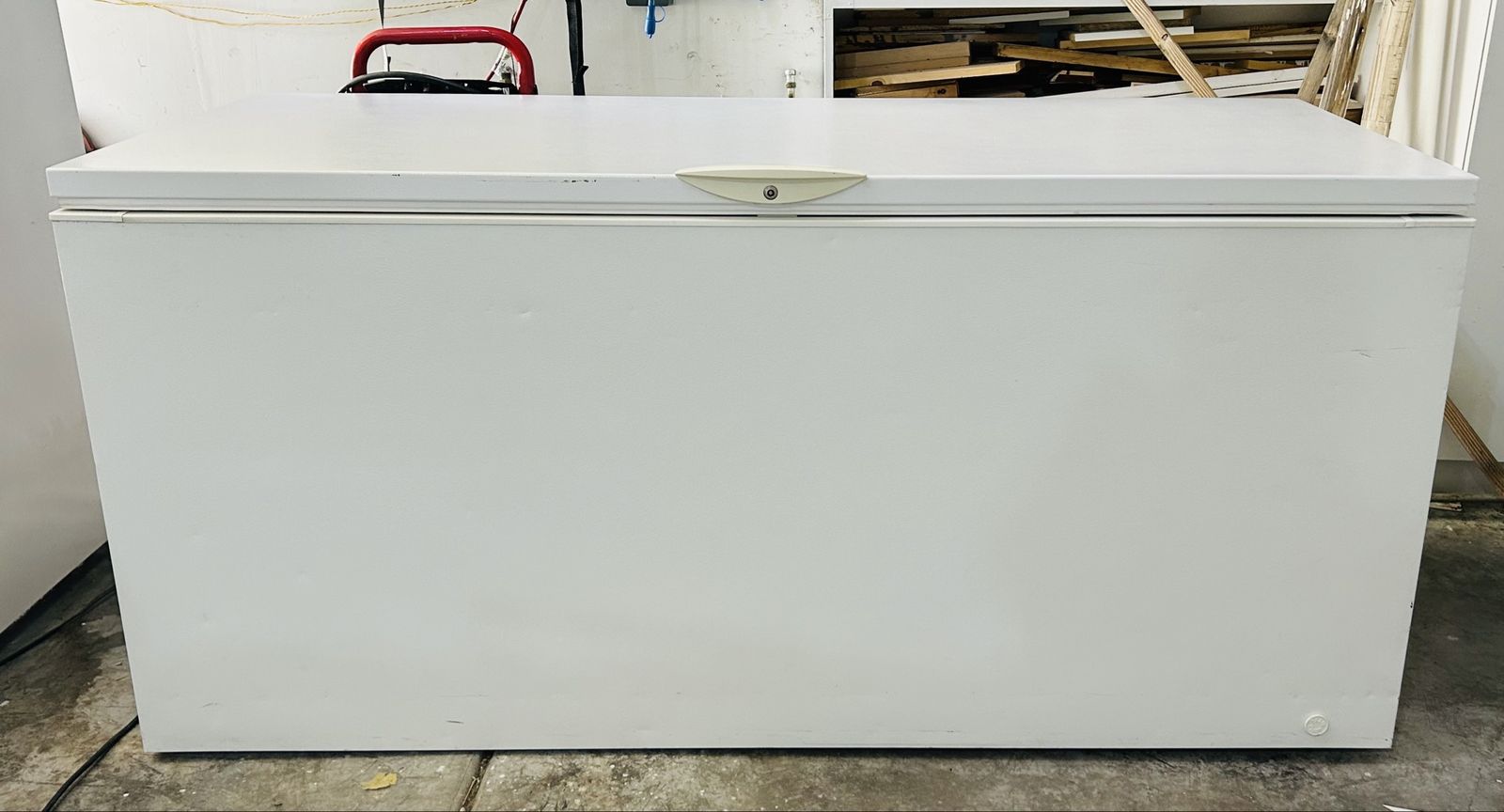 25 cubic foot freezer
