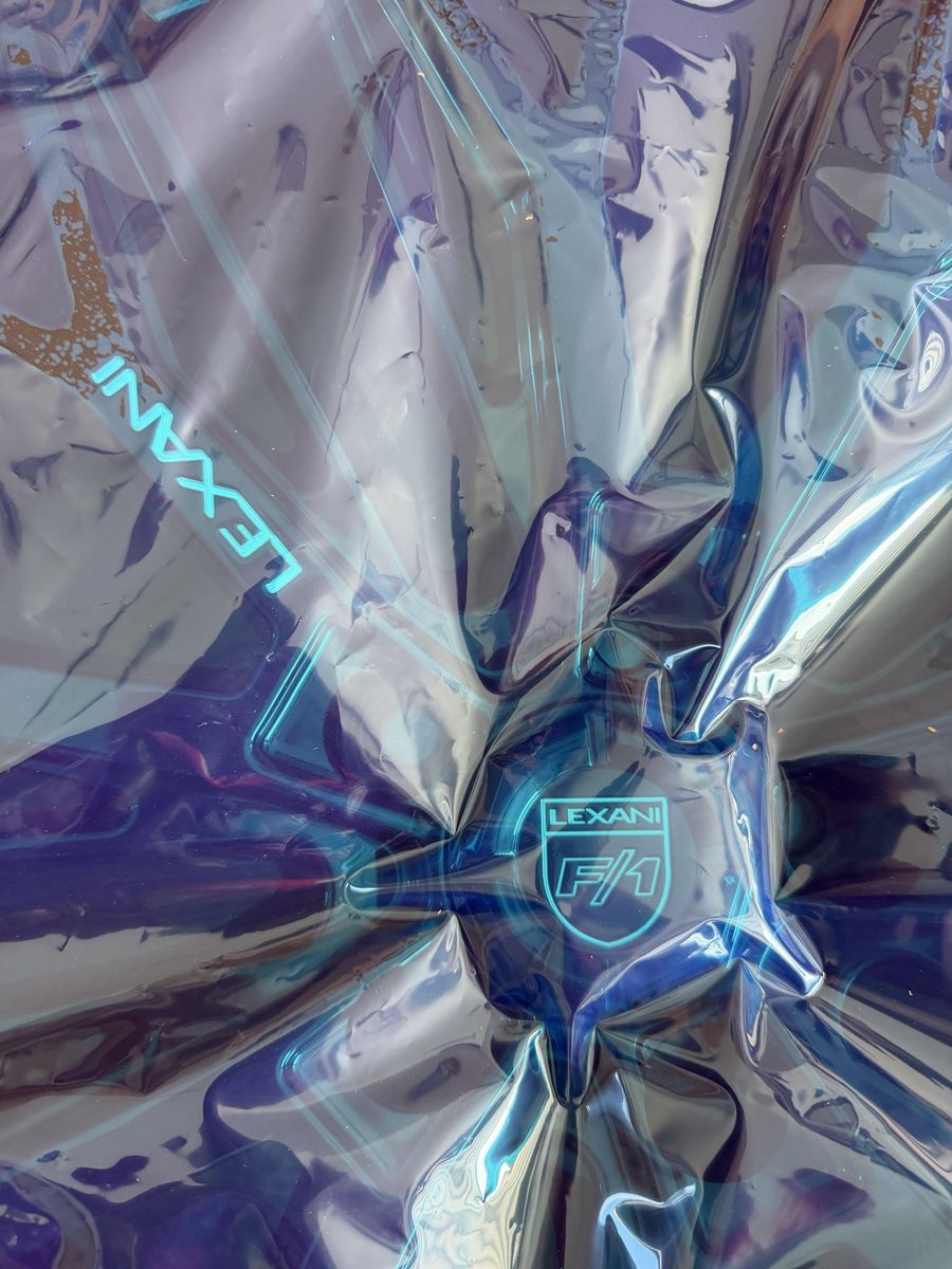 Main image 4