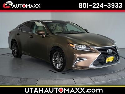 2017 Lexus ES Base