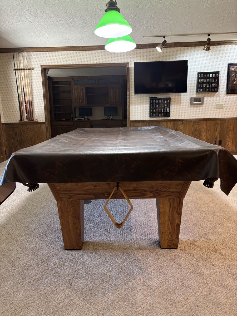 Olhausen 8’ Pool Table