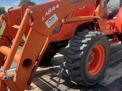 Kubota 51hp tractor loader