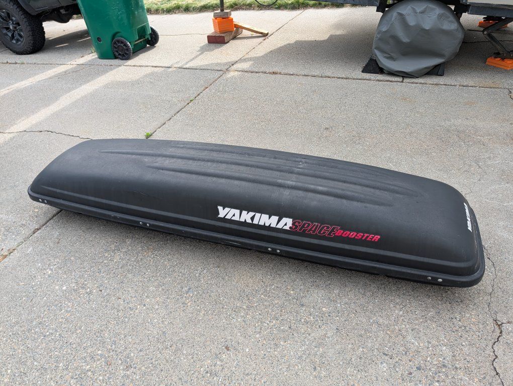 Yakima Space Booster Cargo Box