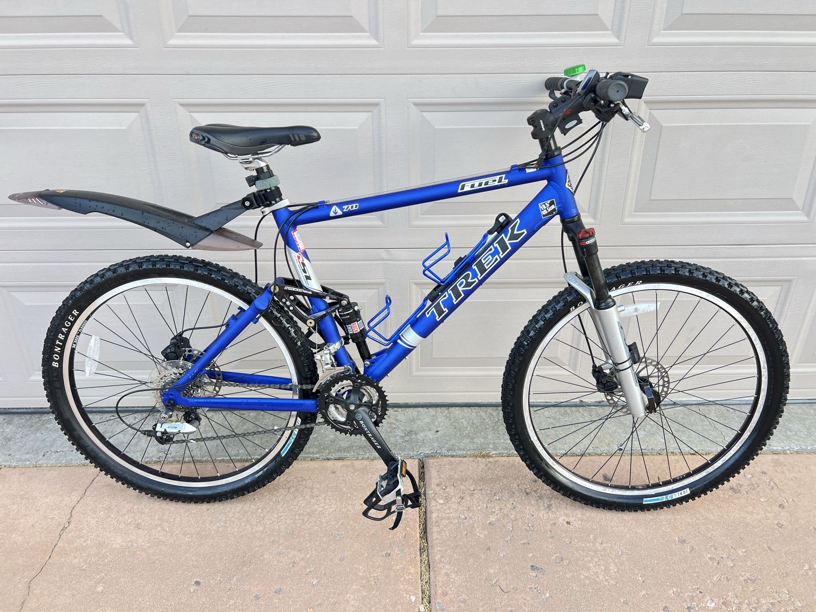 Trek Fuel 70 Full Suspension Mountain Bike 19.5 Inch Frame Blue