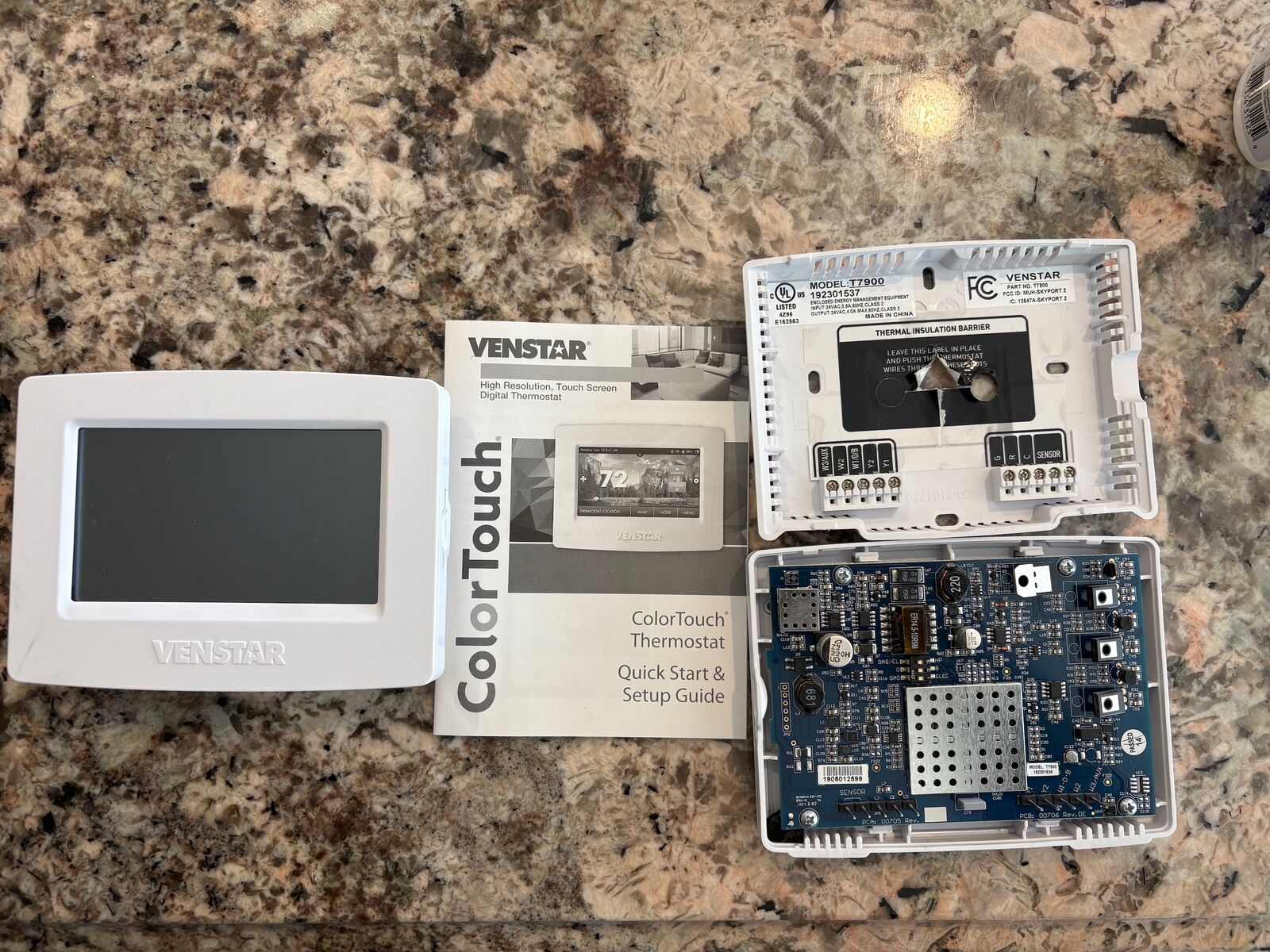 Venstar T7900 ColorTouch Thermostat 7 Day Programmable w/ WiFi & Humidity (4 Heat 2 Cool)