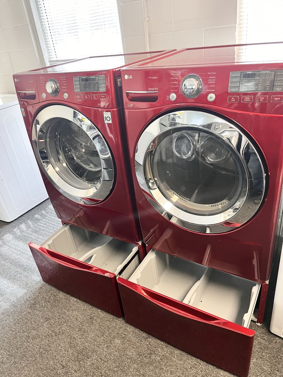 LG washer and dryer set with pedestals