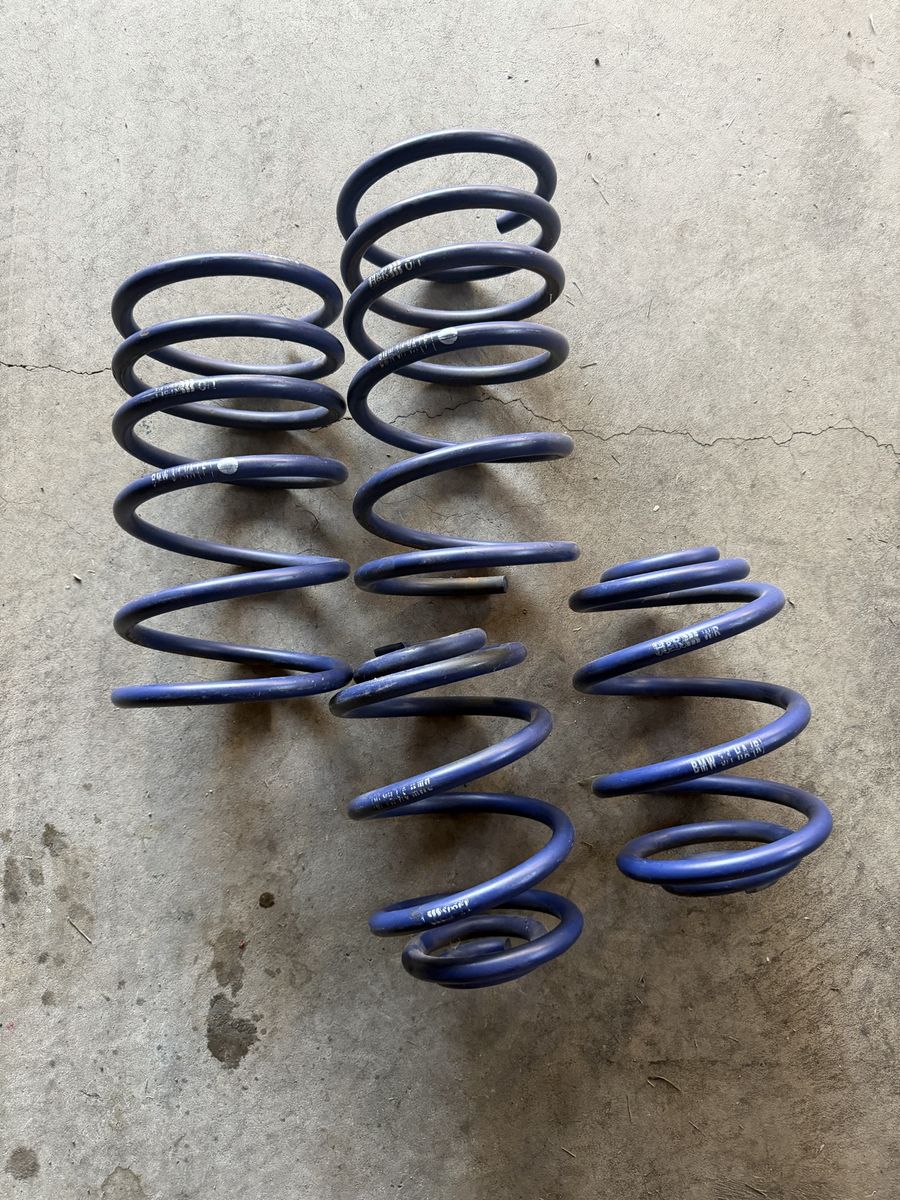 BMW E30 325i Lowering Springs