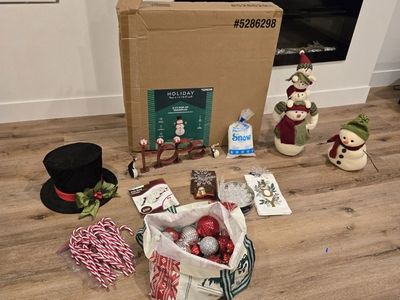 Holiday Living 5ft Pop-Up Snowman Christmas Decoration Set with Ornaments and Decor