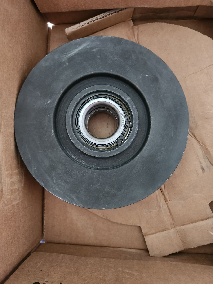 Heavy Duty Centrifugal Clutch Pulley - 4-Bolt Flange Hub (Bearing DU366432)