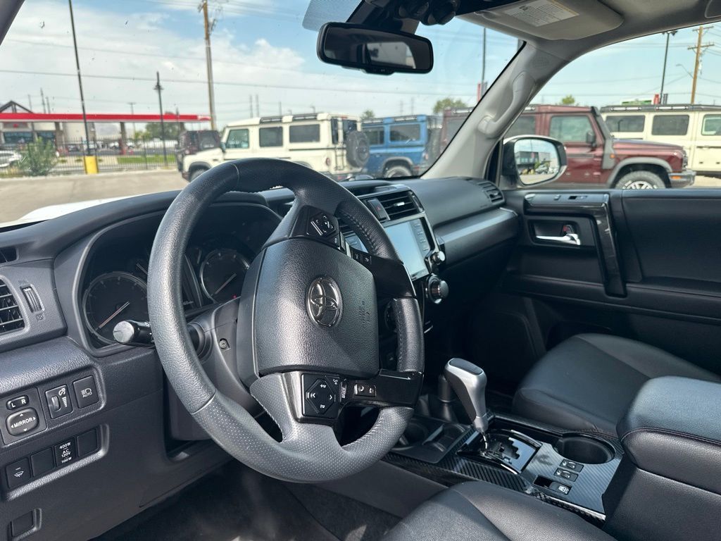 Main image 16
