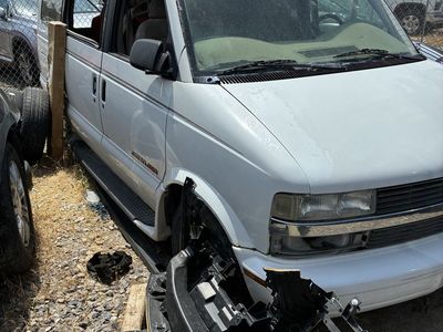 01 Astro AWD Van for parts make offers!!!
