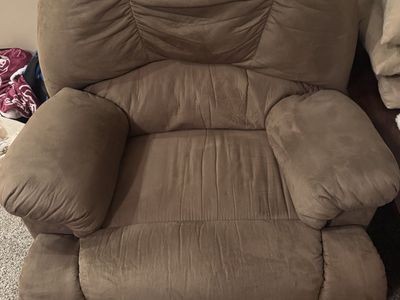 Super Comfy Recliner
