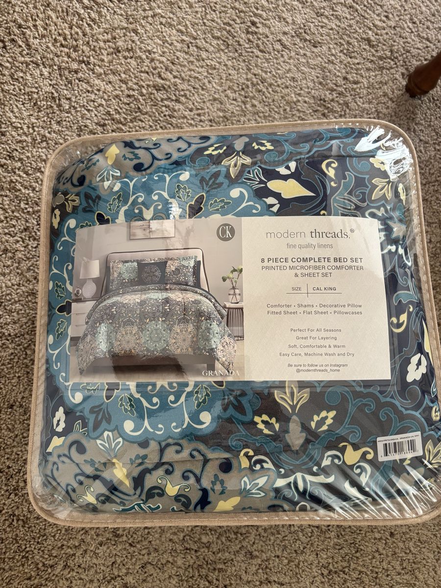Brand new Cali King Bedset