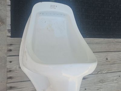 American Standard 3.8 Lpf / 1.0 gpf Urinal - White