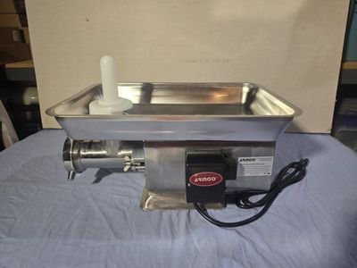 Arinoo TW-22 electric commercial meat grinder