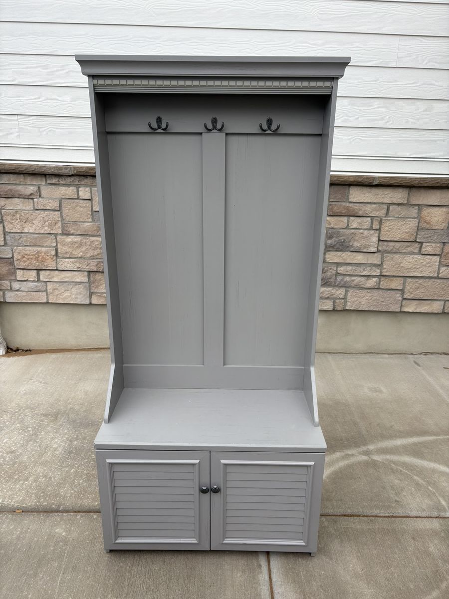 Beautiful Mudroom Cubby Organizer
