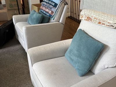 2 Costco reclining chairs