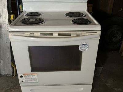 Crosley Electric Range White Freestanding Oven with 4-Burner Cooktop