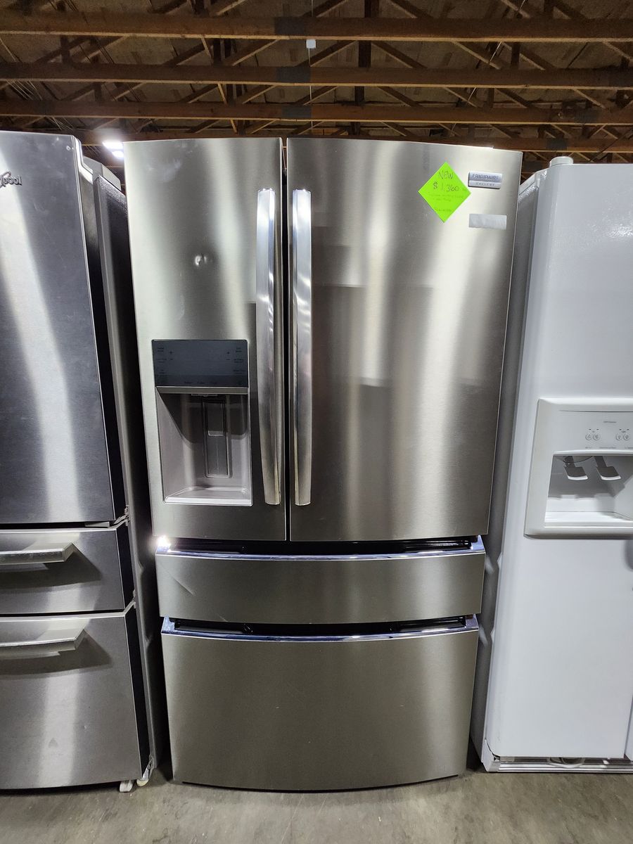 BRAND NEW! FRIGIDAIRE STAINLESS STEEL 4-DOOR FRIDGE