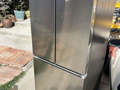 MUST GO !SAMSUNG REFRIGIFATOR 25CU