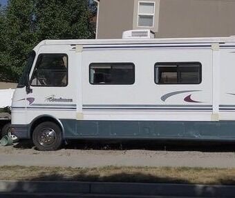 1999 Coachmen Mirada MotorHome