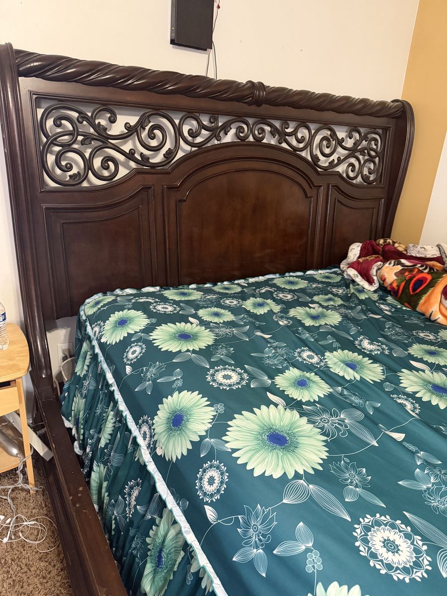 Moving sale -Rather sell it than move it.