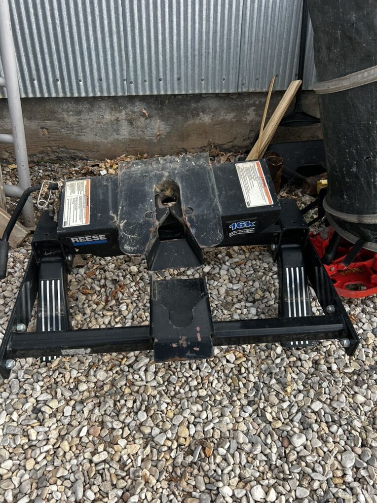 Reese 16k 5th Wheel HiTch