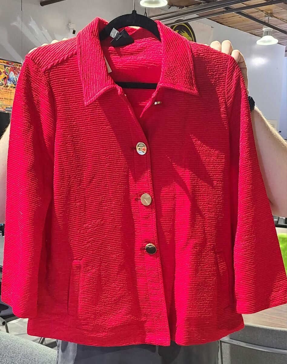 Petite red Meduim shirt