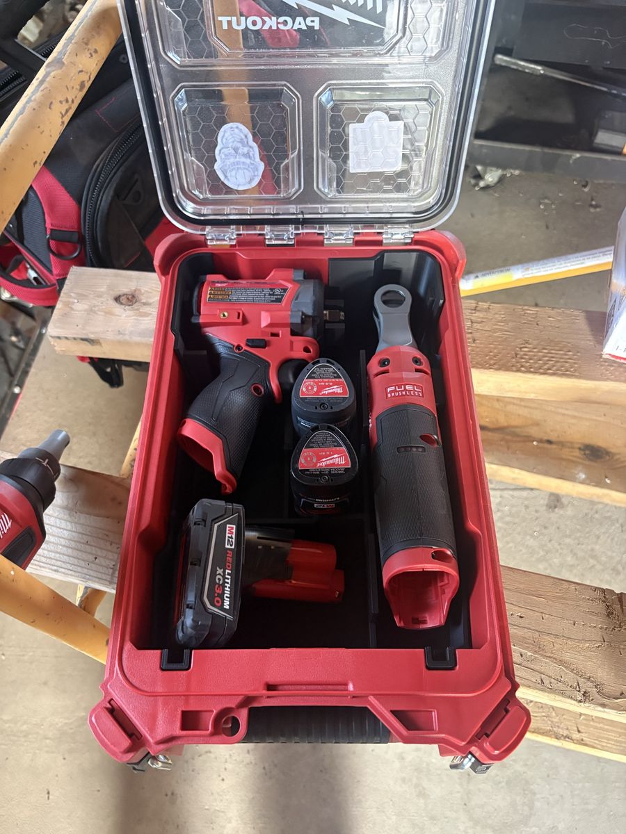 Milwaukee tools and batteries