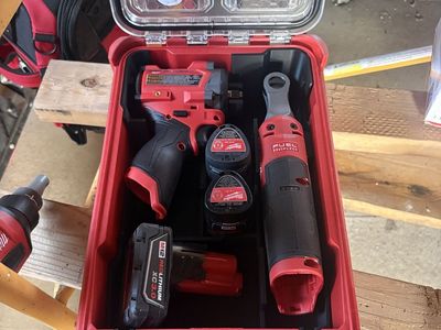 Milwaukee tools and batteries