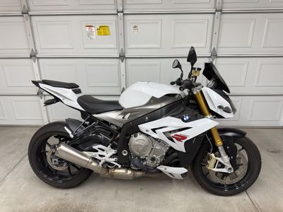 2015 BMW S1000R