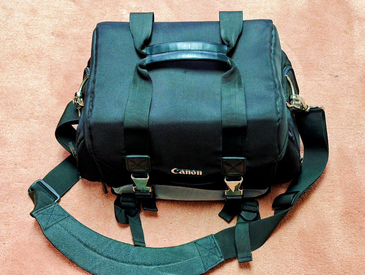 Genuine Canon professional camera bag
