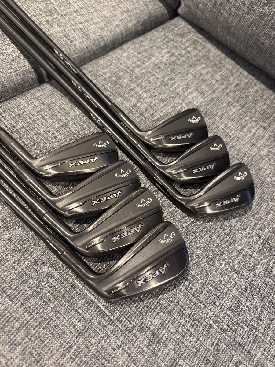 Callaway Apex Ti Fusion Black Iron Set 4-PW Axiom Velocore 125X