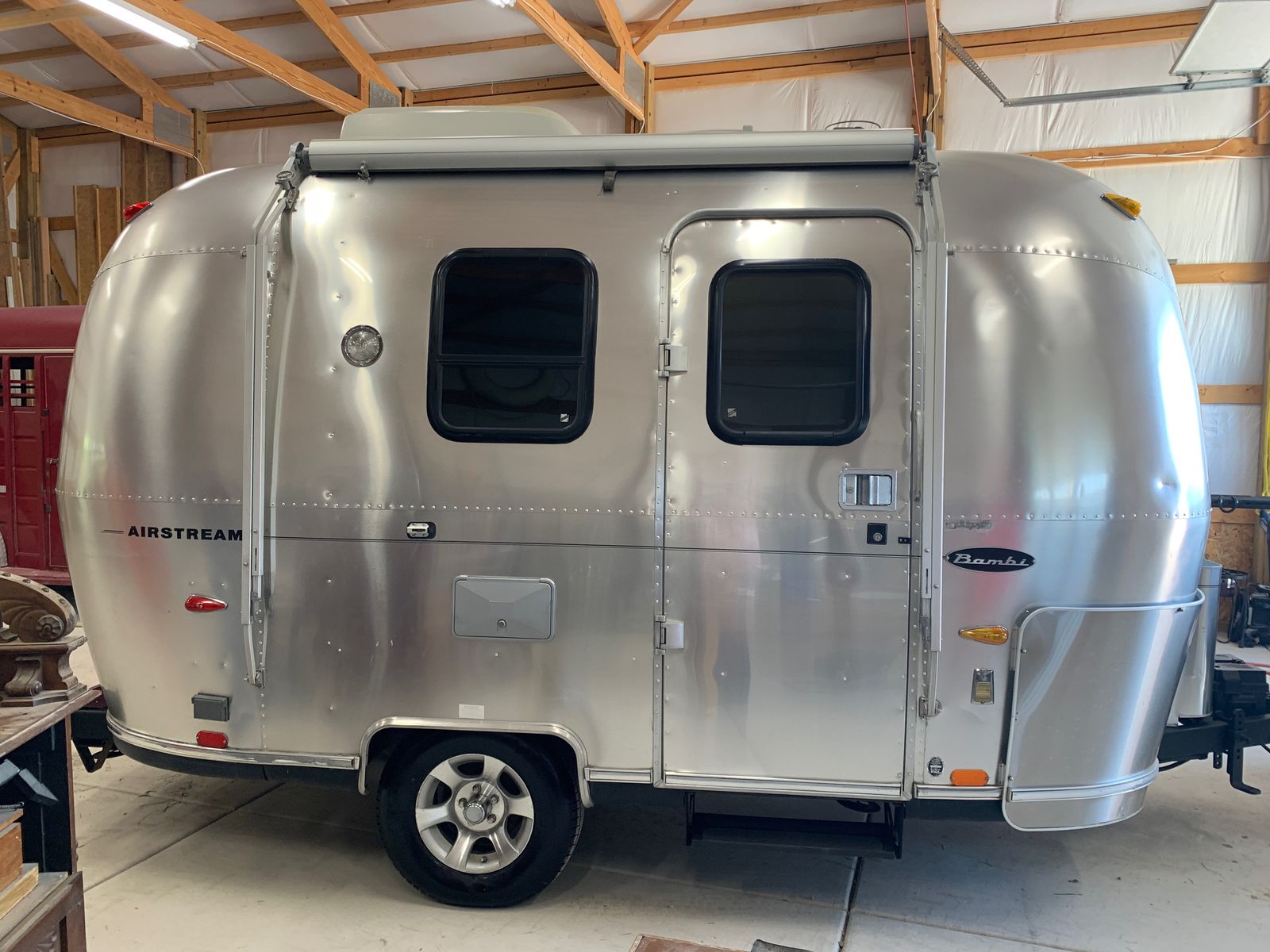 2005 Airstream Bambi 16'