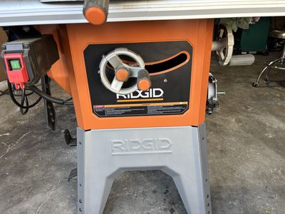 RIDGID 10" Cast Iron Table Saw With Retractable Wheels