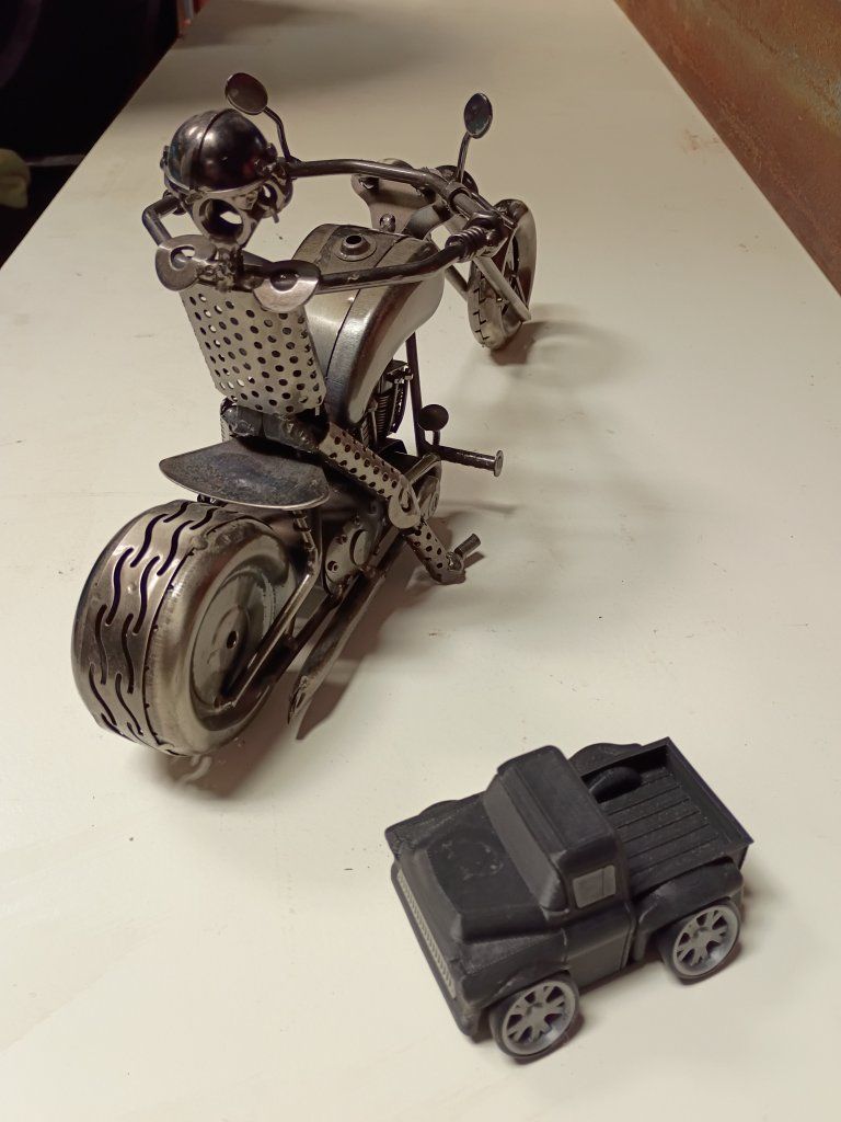 Main image 5