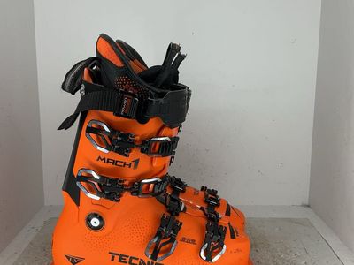 Tecnica Mach 1 LV 130 *Punches*