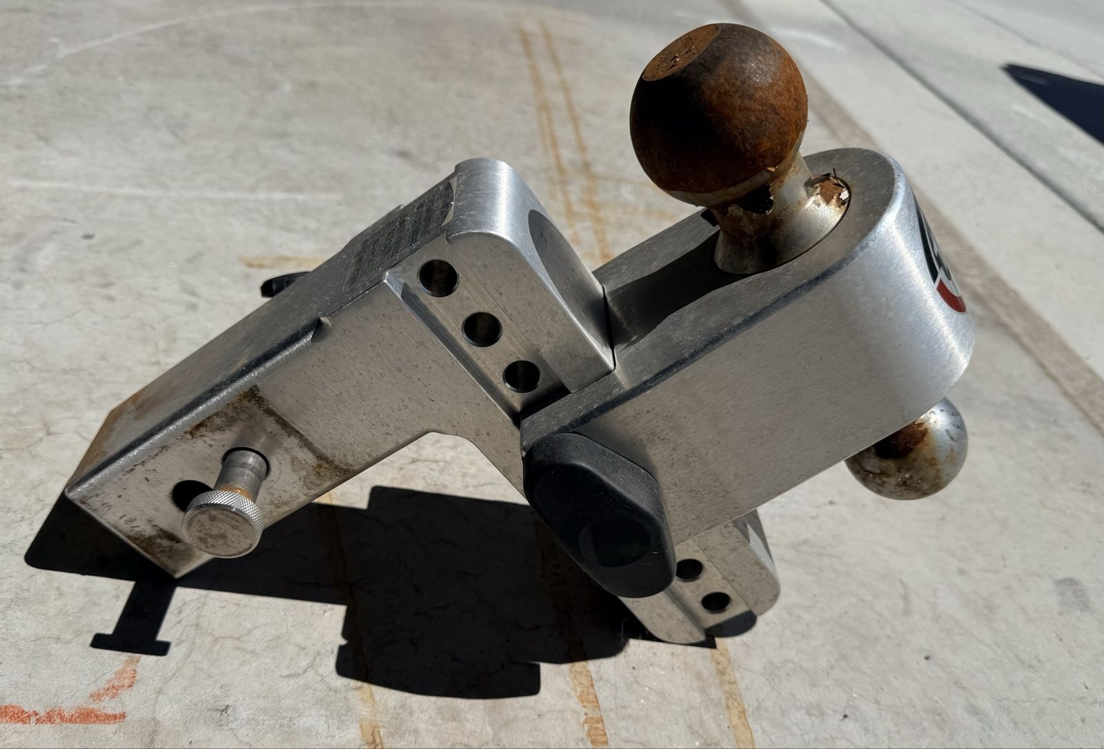 Weigh Safe 180 Turnover Hitch, 6" drop, 2.5" receiver, keyed alike